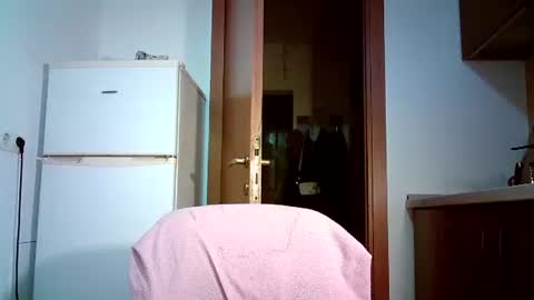 Juliano online show from April 29, 2:38 am