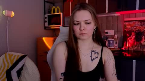 julidropp online show from January 15, 10:40 pm