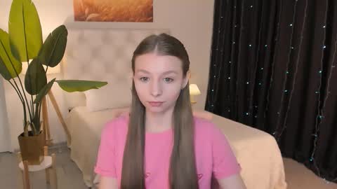 juliedaniel online show from March 24, 8:09 am