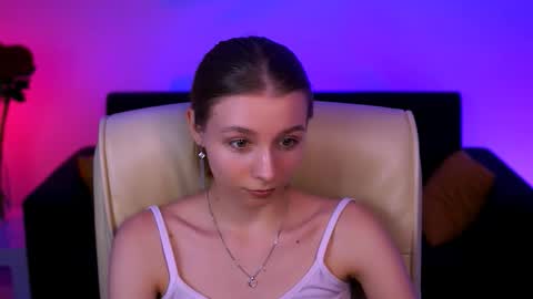 juliedaniel online show from September 9, 1:33 pm