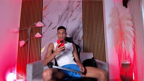 Julien online show from October 2, 12:15 pm