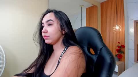     online show from November 6, 10:02 pm