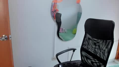 julieta_star69 online show from October 21, 7:28 pm