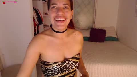 Snapshot of julieth_spencer1 chatting on September 26, 12:13 pm Julieta online show from September 26, 12:13 pm