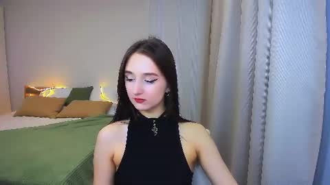 juliettemonli online show from June 11, 7:34 pm