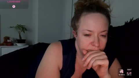 Juli Monroe online show from February 2, 4:20 am