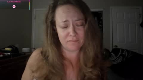 Snapshot of julimonroe chatting on October 9, 10:21 am Juli Monroe online show from October 9, 10:21 am