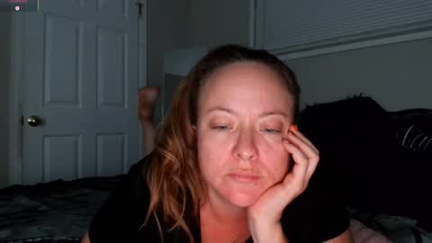 Snapshot of julimonroe chatting on October 8, 3:02 am Juli Monroe online show from October 8, 3:02 am