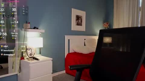 Snapshot of julya_parker chatting on September 9, 1:44 pm Julya Mistress online show from September 9, 1:44 pm