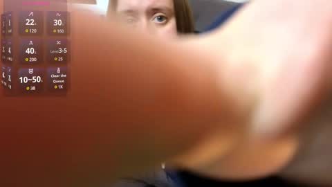 Snapshot of june_shy0 chatting on February 26, 10:16 am June online show from February 26, 10:16 am