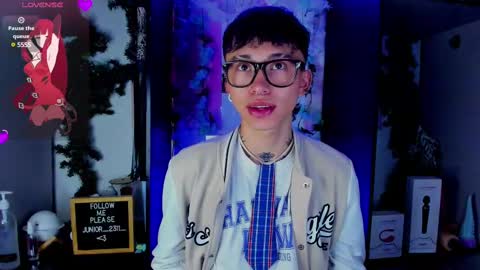 Junior online show from March 7, 5:51 am