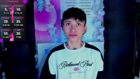 Junior online show from February 18, 8:25 pm