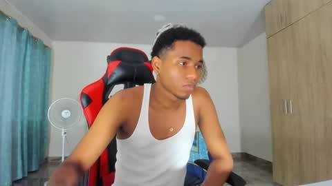 juniorhot07 online show from September 16, 10:24 pm