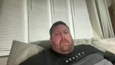 Snapshot of junky345 chatting on March 3, 6:46 pm Junky online show from March 3, 6:46 pm