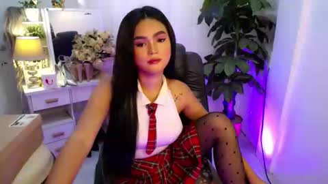 Snapshot of just_aleah chatting on September 18, 11:14 am MY IG aleahgomez17 online show from September 18, 11:14 am