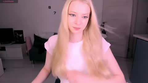 JESSY online show from August 7, 7:45 pm