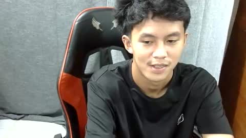 James online show from April 25, 5:09 am