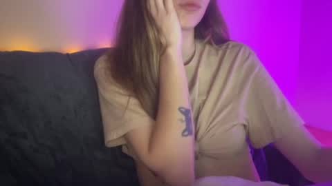 Molly online show from January 9, 9:47 pm