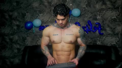 justin clark1 online show from March 17, 3:33 am