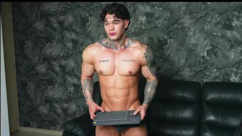 justin clark1 online show from June 4, 5:13 am