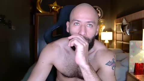 Justin online show from November 10, 11:13 am