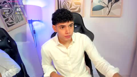 justin_payn14 online show from June 3, 6:46 pm