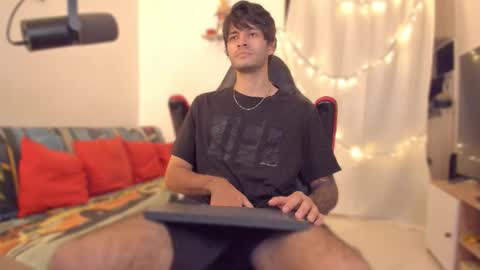 Diego online show from December 15, 9:11 pm