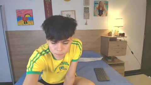 Justin online show from September 26, 1:19 pm