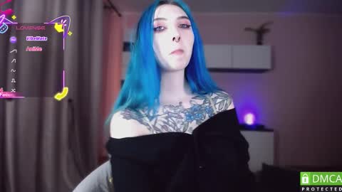 justmeowgirl online show from October 5, 4:32 am