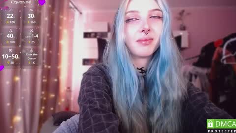 justmeowgirl online show from March 6, 5:39 am