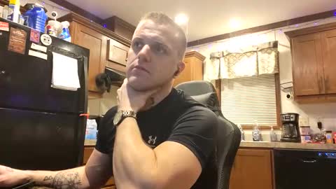 justus0624 online show from November 18, 3:20 am