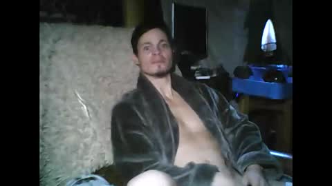 jveillette00p27 online show from February 3, 2:43 pm