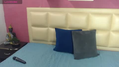Snapshot of jynx_miller chatting on January 22, 10:05 pm Jynx Miller online show from January 22, 10:05 pm