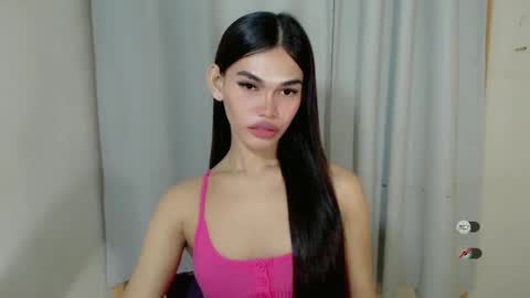Snapshot of kaamy_dake chatting on February 16, 6:32 pm KAAMY online show from February 16, 6:32 pm