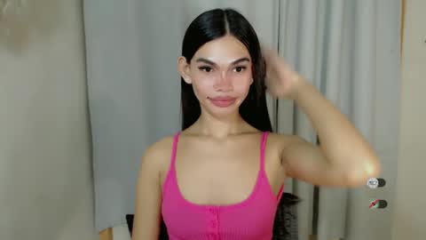 Snapshot of kaamy_dake chatting on February 17, 8:27 pm KAAMY online show from February 17, 8:27 pm