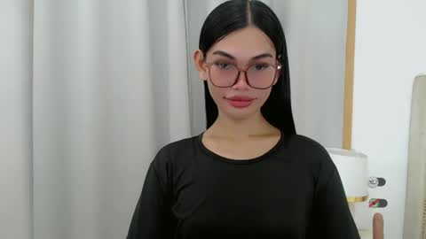 Snapshot of kaamy_dake chatting on October 1, 3:11 pm KAAMY online show from October 1, 3:11 pm