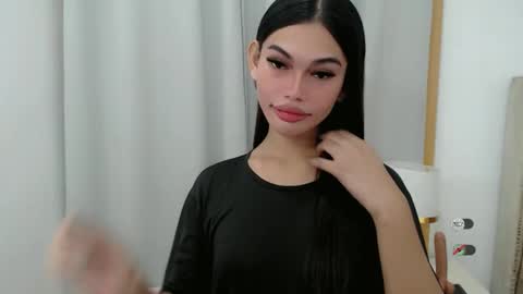 Snapshot of kaamy_dake chatting on October 5, 4:03 pm KAAMY online show from October 5, 4:03 pm