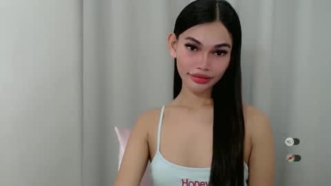 Snapshot of kaamy_dake chatting on October 16, 8:40 pm KAAMY online show from October 16, 8:40 pm
