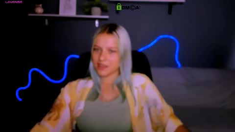 Snapshot of kaela_spell_ chatting on September 24, 1:18 pm kaela_spell_ online show from September 24, 1:18 pm