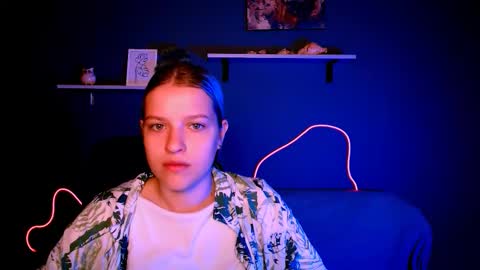 Snapshot of kaela_spell_ chatting on October 12, 8:51 am kaela_spell_ online show from October 12, 8:51 am
