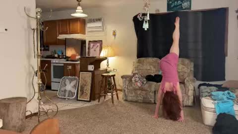 Kaiku77 online show from February 11, 1:20 am