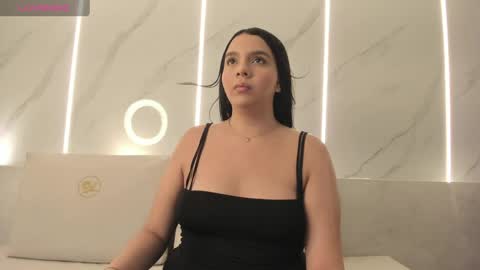 Kailyn online show from April 22, 11:50 am