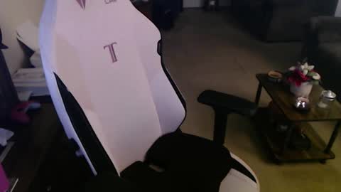 Camprincess331 online show from January 18, 2:31 am