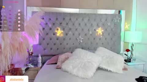 Snapshot of kaitlyn__brown chatting on March 8, 8:00 am Kaitlyn Brown online show from March 8, 8:00 am