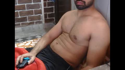 Snapshot of kaku69696 chatting on February 18, 6:37 pm Vicky online show from February 18, 6:37 pm