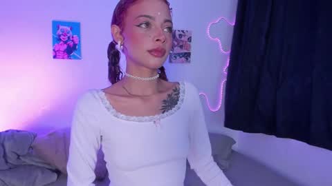 Kalahnna  online show from February 13, 3:10 am