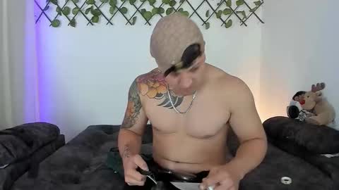 Snapshot of kaledd_musclee chatting on September 29, 8:30 pm Kaledd musclees room Master online show from September 29, 8:30 pm
