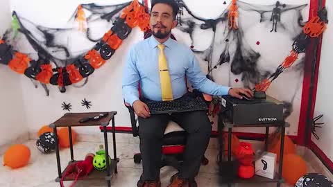 Kaleth online show from October 29, 8:38 am