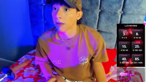 Snapshot of kaletskinny chatting on October 15, 12:17 pm Daniel online show from October 15, 12:17 pm