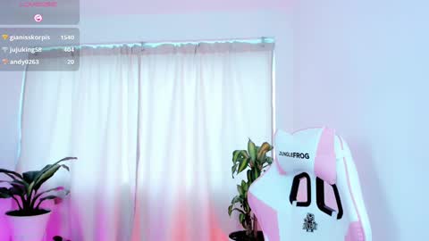 Kali Ka Please help me with your thumbs up its important   dont forget my birthday on October 26 online show from March 12, 4:46 pm